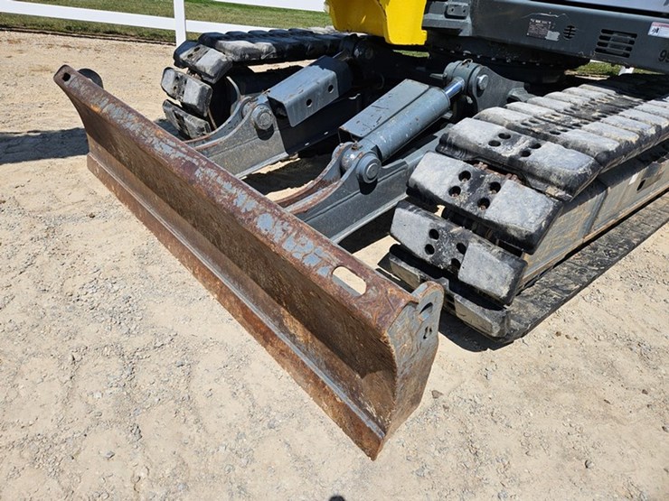 wacker-neuson-et145-image-20