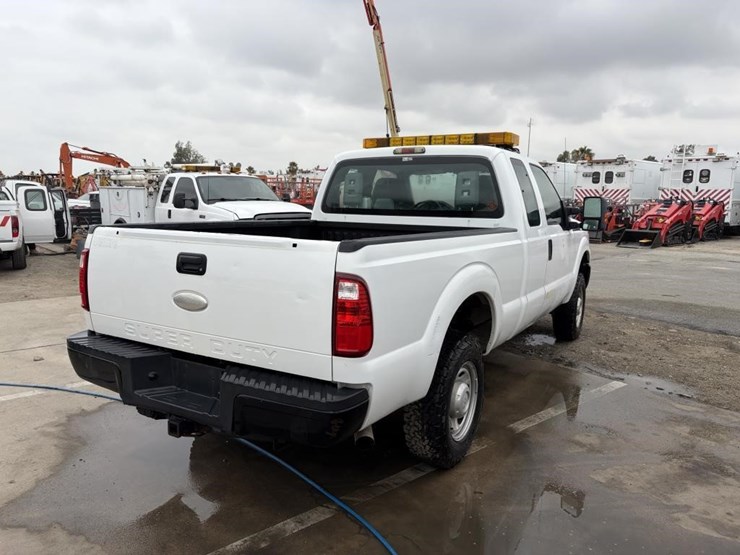 2011-ford-f250-image-3