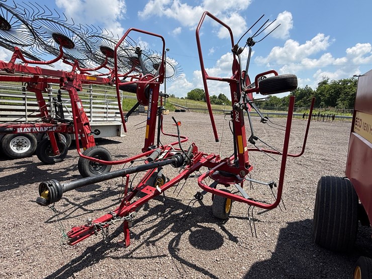 #94-•-new-holland-3417-pull-type-4-basket-tedder-image-1