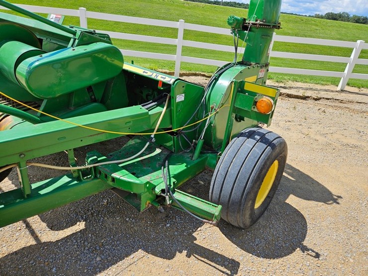 john-deere-3950-image-30