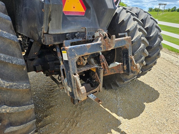 1984-case-ih-2294-image-17