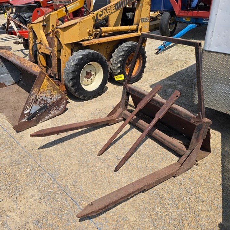 CASE 1835B