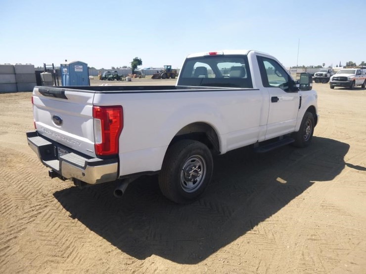 2019-ford-f250-image-4