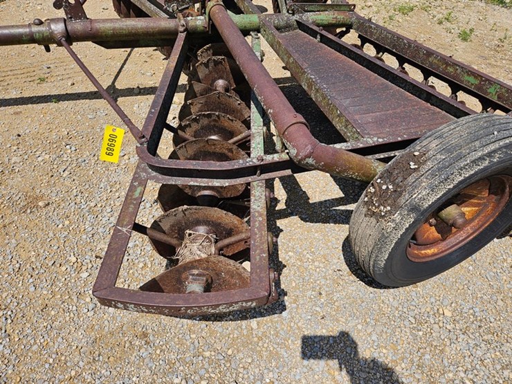 john-deere-10-image-21