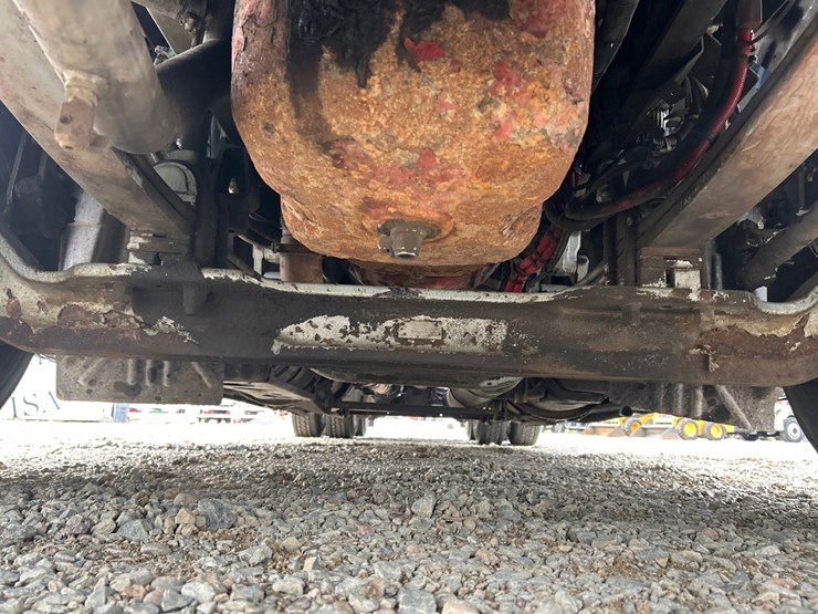 2017-kenworth-t660-image-38