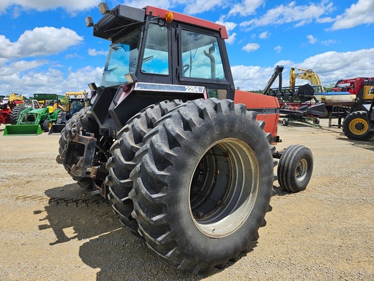 1984-case-ih-2294-image-5