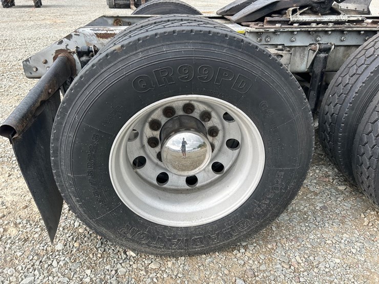2017-kenworth-t660-image-83