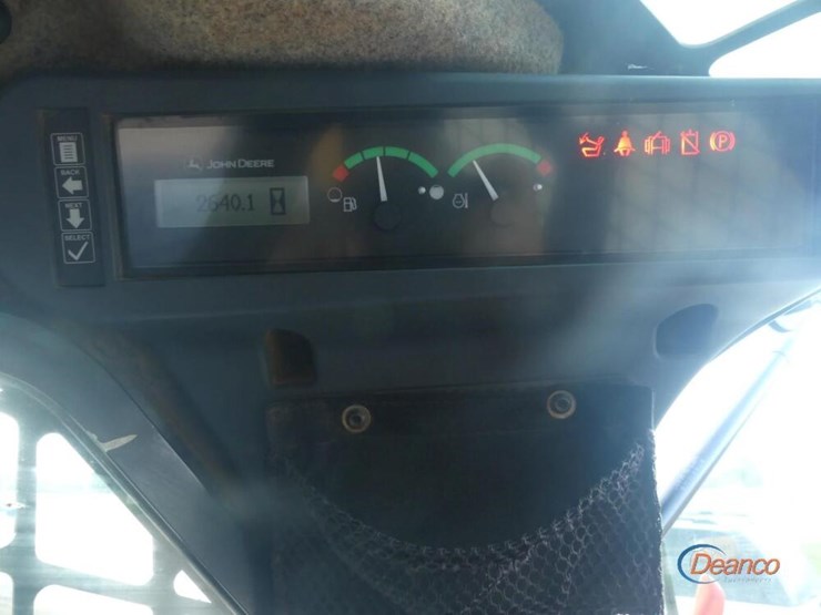 2019-deere-331g-image-13