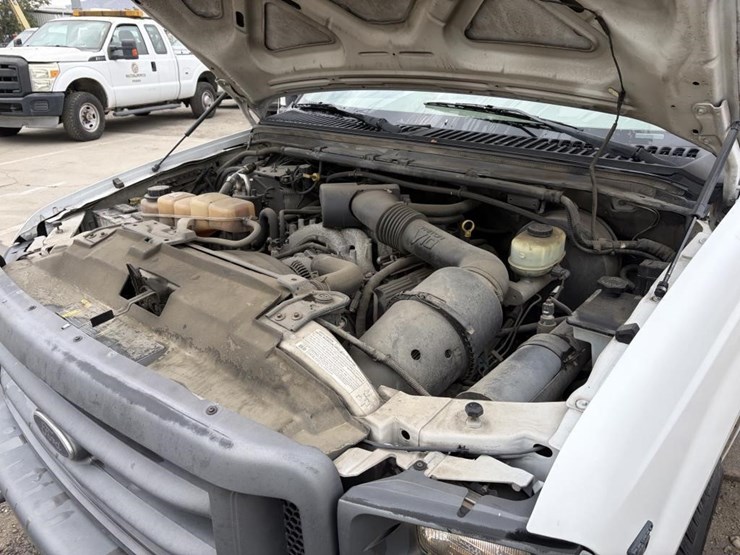 2004-ford-f350-image-7