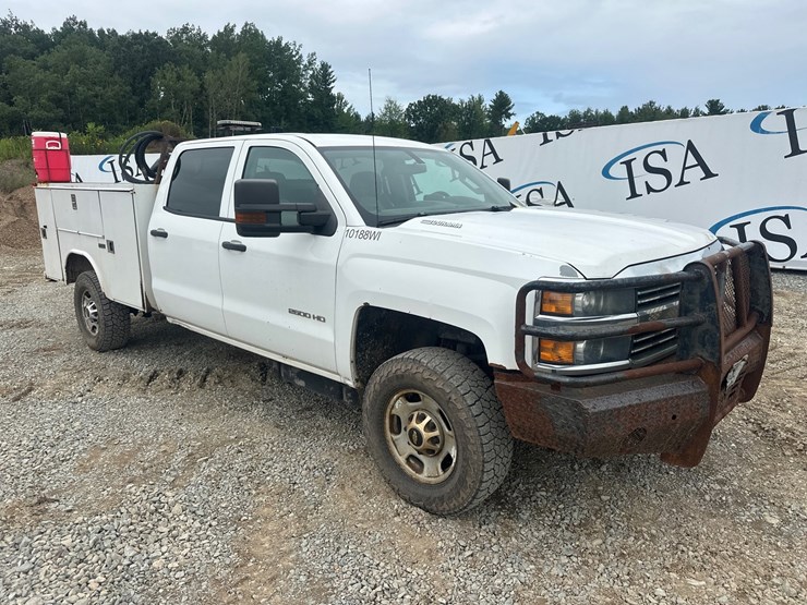 2018-chevrolet-2500-image-7