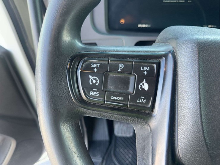 2022-kenworth-t680-image-28
