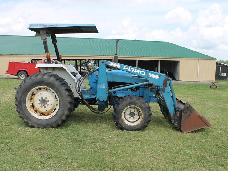 ford-2120-image-4
