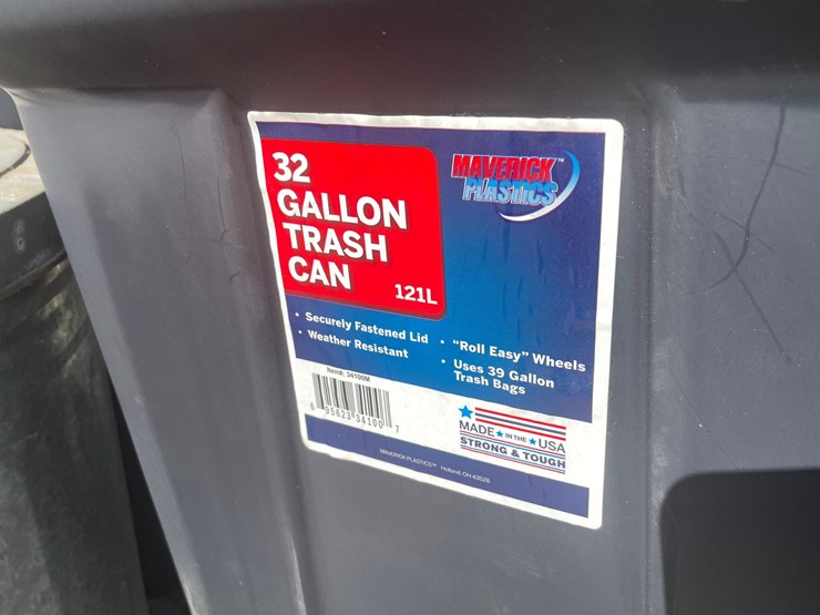 #2140-•-(3)-garbage-cans-image-3