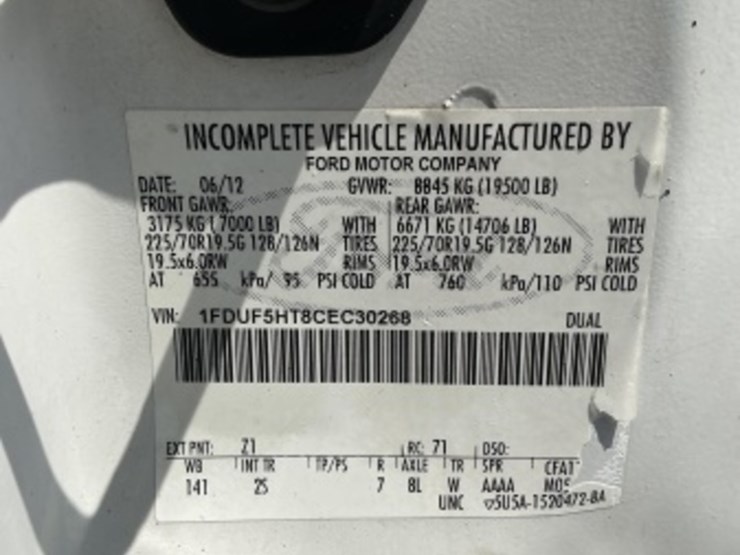 2012-ford-f550-image-19