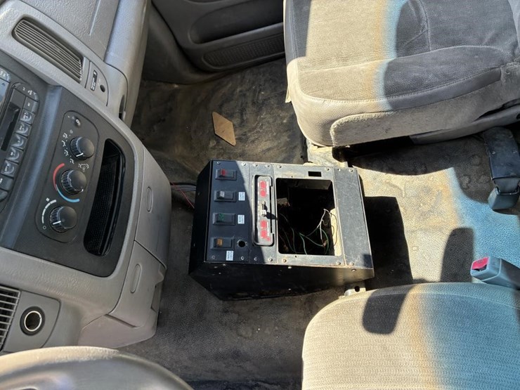 2005-dodge-ram-2500-image-21