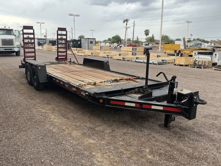 2006-towmaster-t-12dd-equipment-trailer-image-4