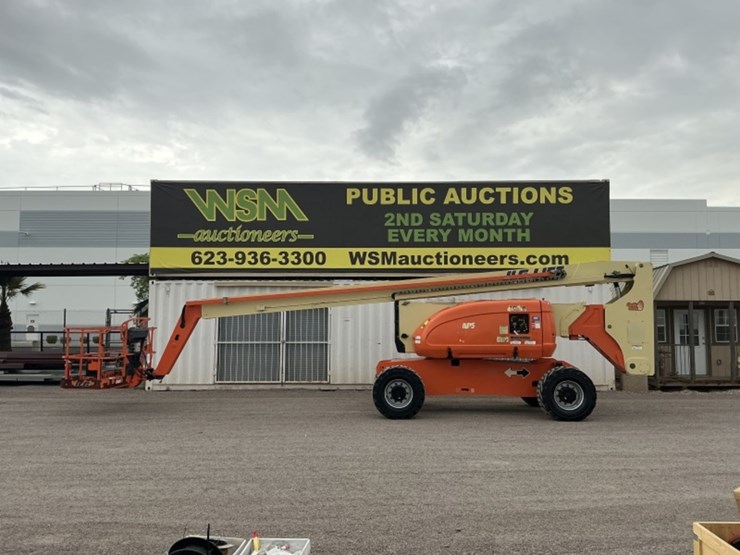 2009-jlg-800a-image-1