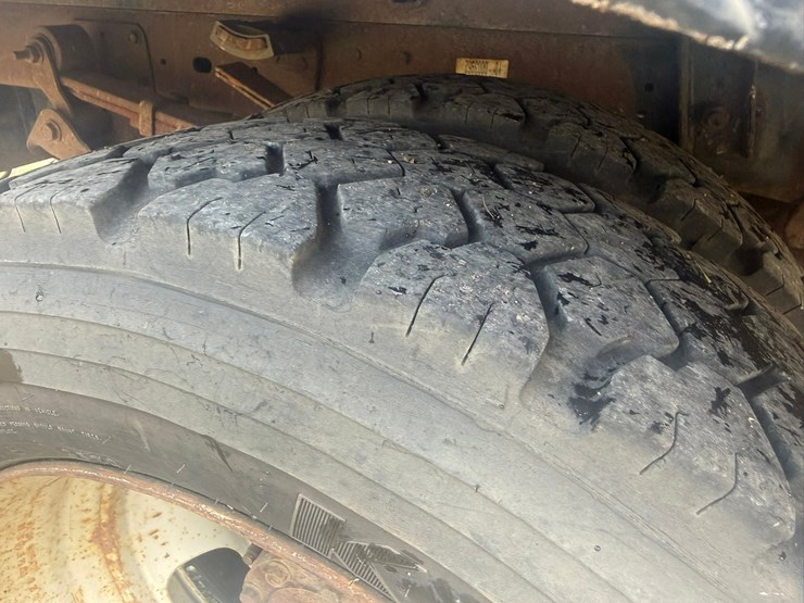 2011-dodge-3500-image-50