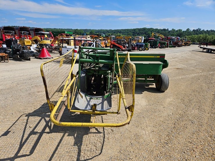 john-deere-346-image-5