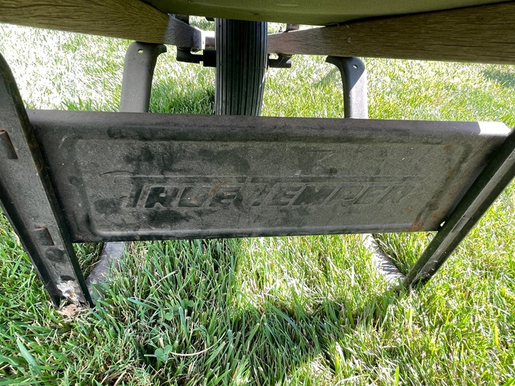 #2154-•-true-temper-wheelbarrow-image-3