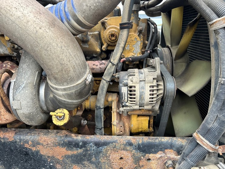 2000-caterpillar-c12-image-58