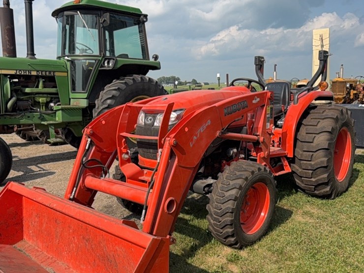 l-4600-kubota-mfd-tractor-with-loader,-237-hours-image-14
