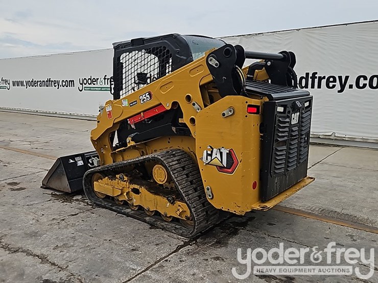 2025-caterpillar-255-image-4