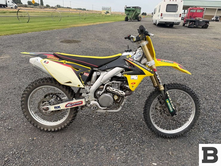 2012-suzuki-rmz450-competition-dirt-bike-image-6