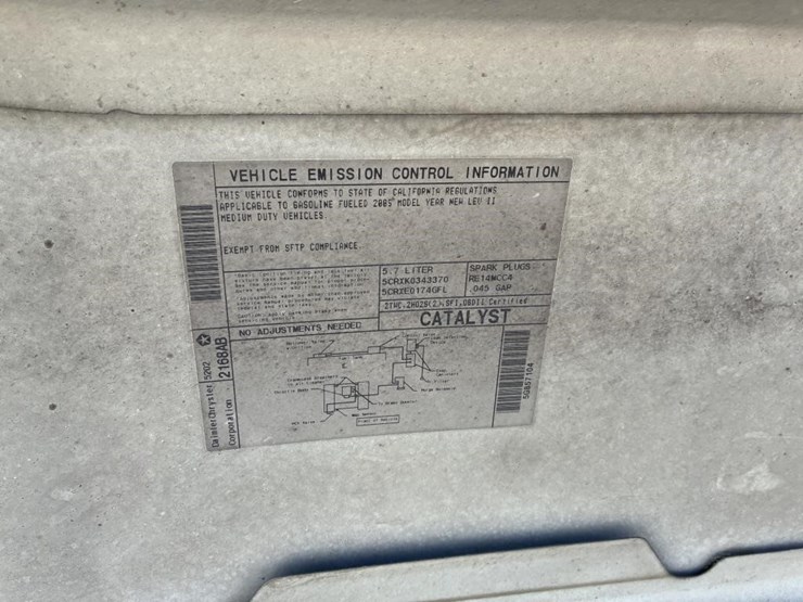 2005-dodge-ram-2500-image-13