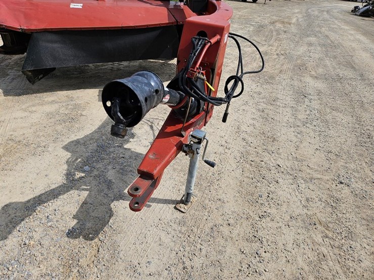 new-holland-1411-image-9