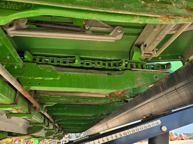 john-deere-708c-image-12