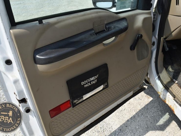 2006-ford-f350-sd-xl-image-46