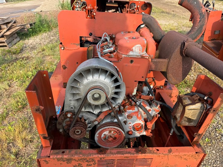 ditch-witch-350sx-image-9
