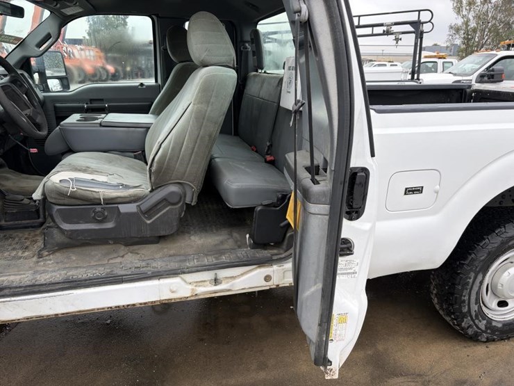 2011-ford-f250-image-12