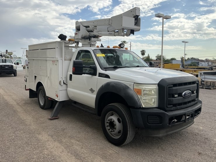 2012-ford-f550-image-4