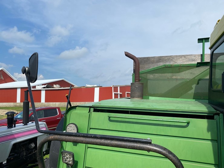 john-deere-4420-combine-image-87
