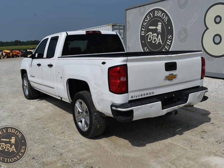 2017-chevrolet-silverado-1500-image-17