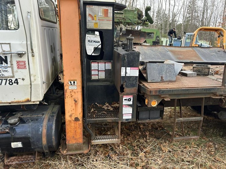 1989-ford-l9000-image-19