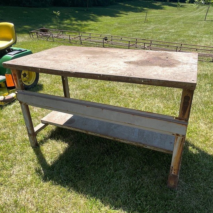 #2178 • Steel Work Bench