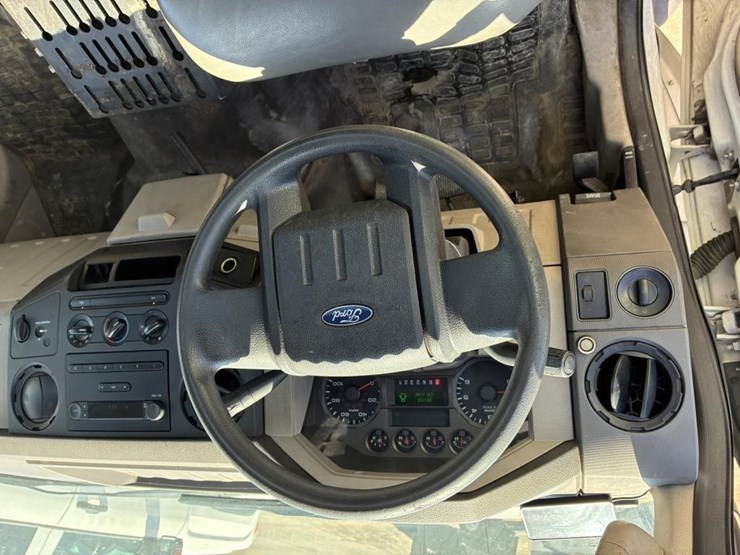 2008-ford-f250-sd-image-13