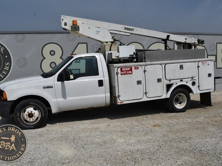 2006-ford-f350-sd-xl-image-10
