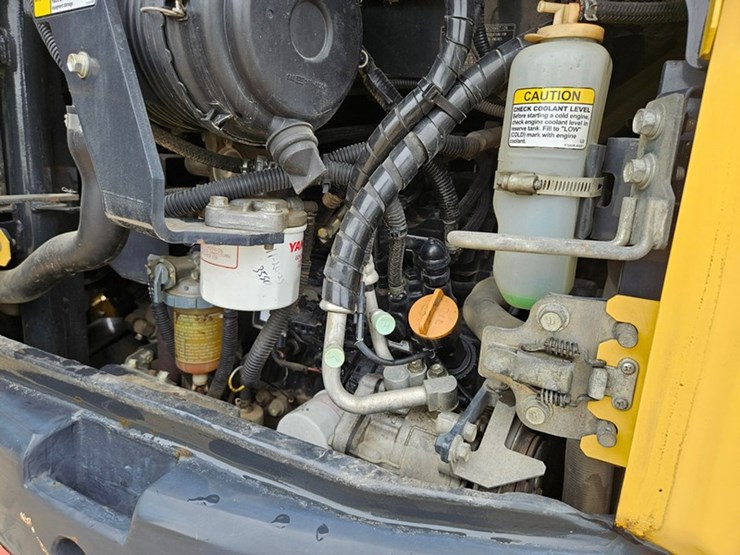 yanmar-vio35-image-21