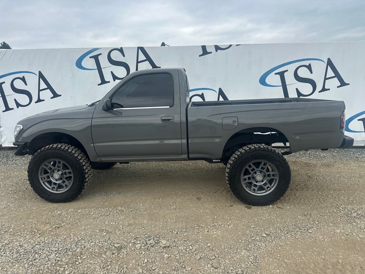 1996-toyota-tacoma-image-2