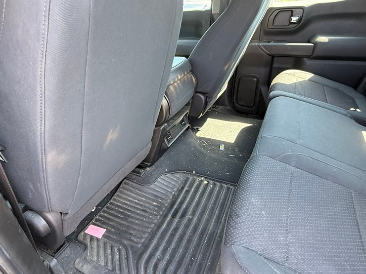 2021-chevrolet-silverado-1500-image-24