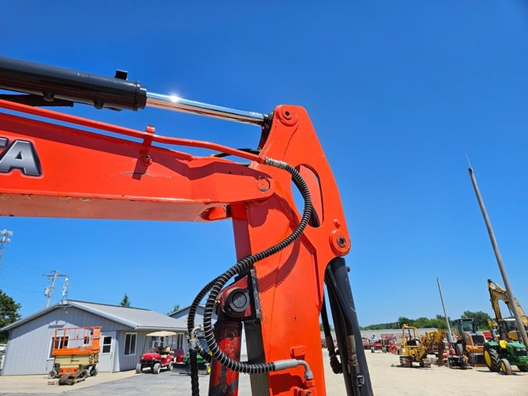 kubota-kx057-4-image-18