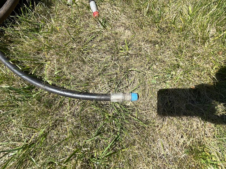 #2170-•-hydraulic-hoses-image-2