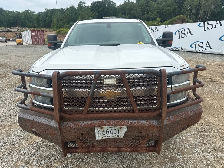 2018-chevrolet-2500-image-8