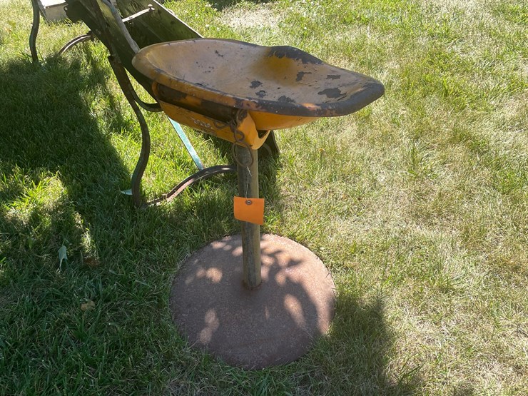 #2164-•-minneapolis-moline-tractor-seat-shop-stool-image-2