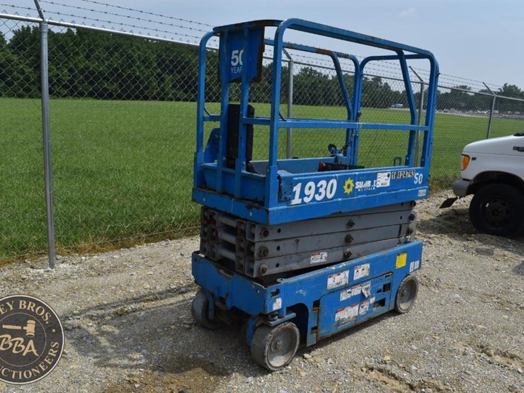 2017-genie-gs1930-image-2