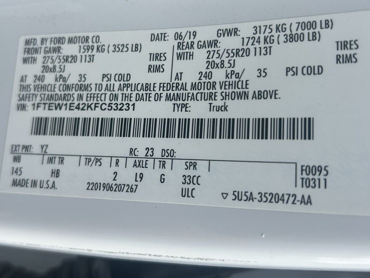 2019-ford-f150-image-17